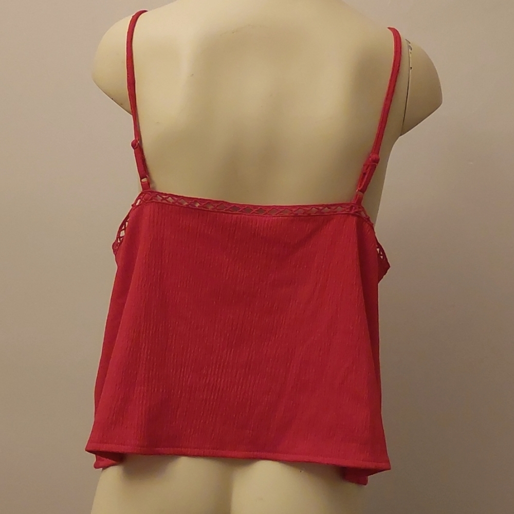 Divided Tank Top - Picture 4 of 9